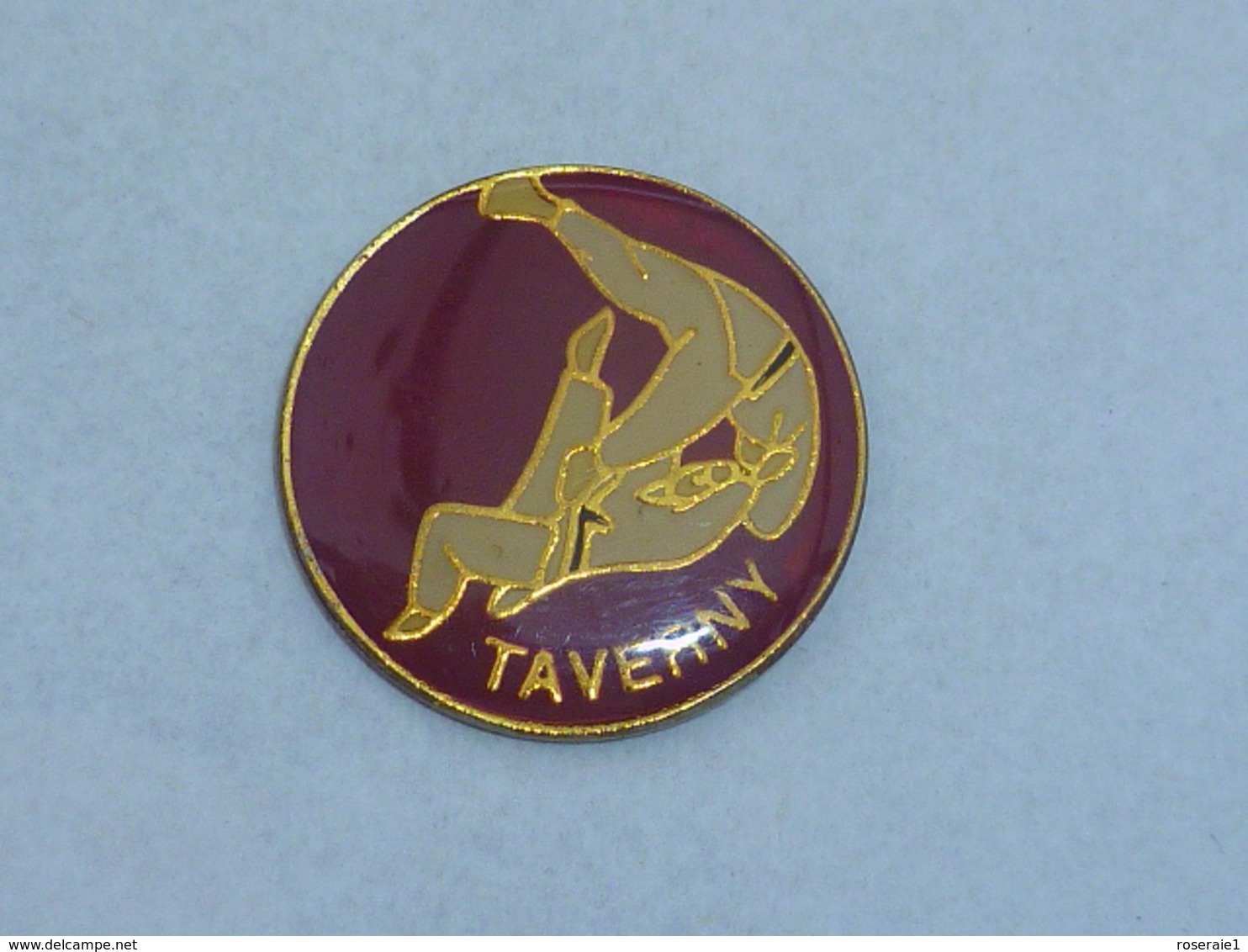 Pin's JUDO CLUB DE TAVERNY - Judo