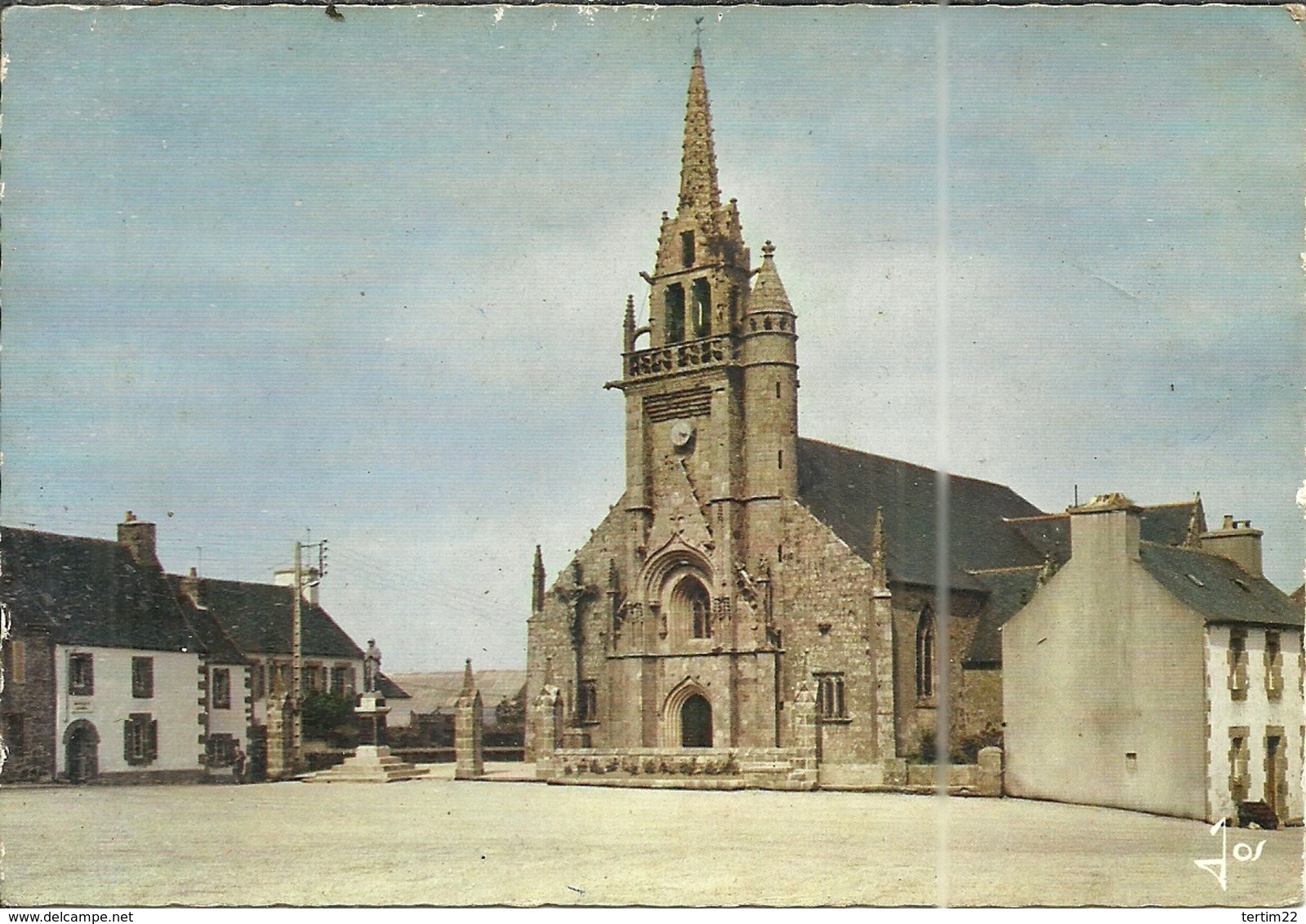 ( GUERLESQUIN )( 29 FINISTERE ) EGLISE SAINT TENENAN CLOCHER DU XVIe S DE TYPE BEAUMANOIR - Guerlesquin