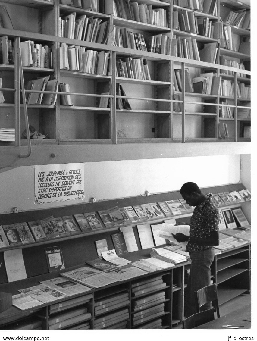 Photo Haute Volta 1980. Bibliothèque Du CESAO. Photo Du Père Gust Beeckmans - Afrique