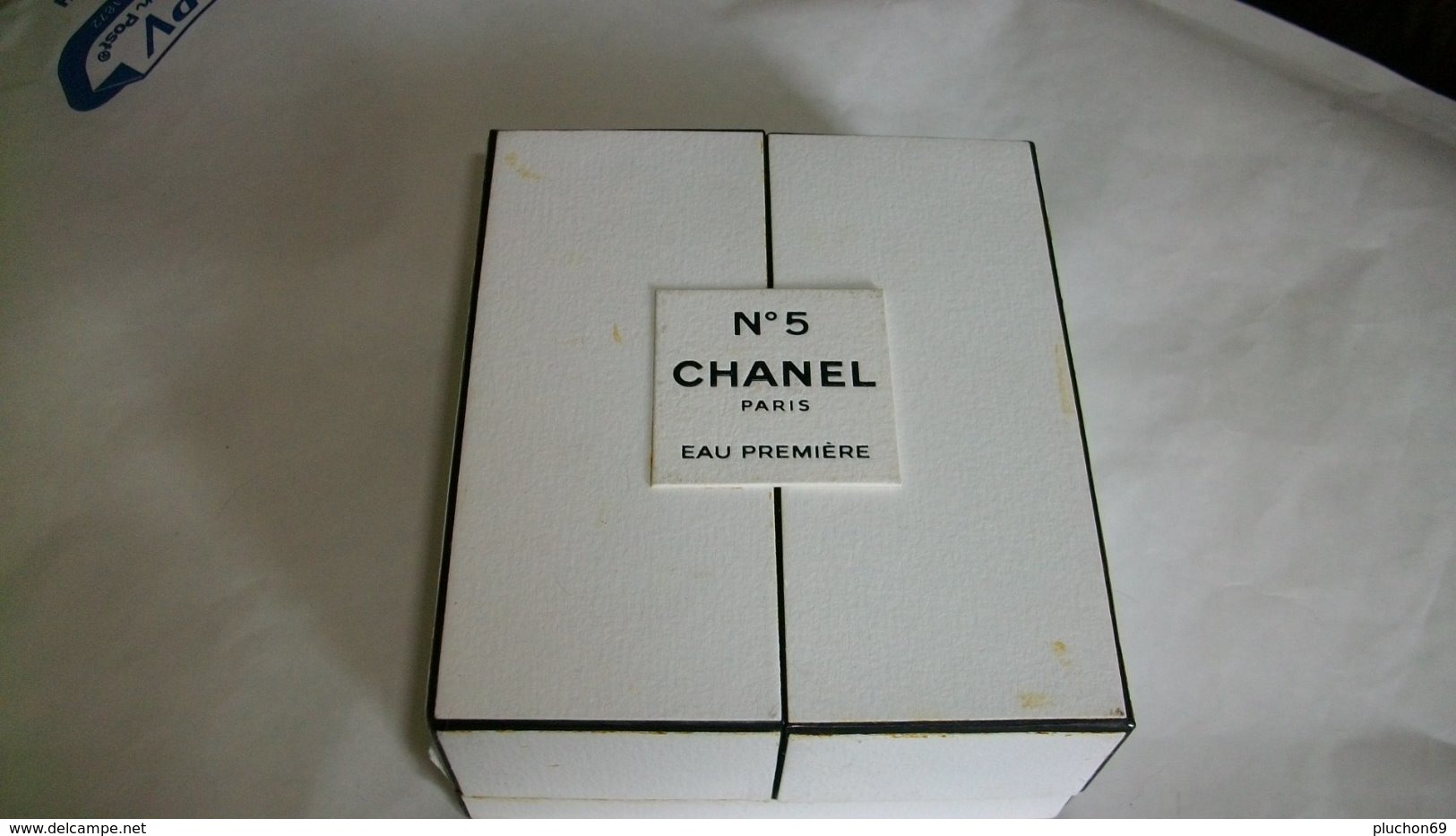 Miniature De Parfum Chanel N°5 Eau Première  Coffret Avec Podium - Miniatures Femmes (avec Boite)