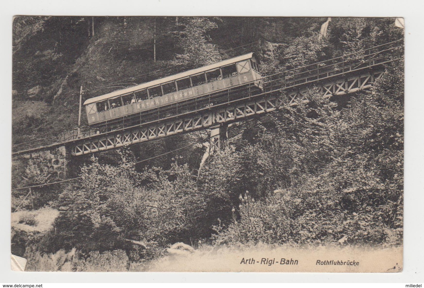 BB248 - SUISSE - Arth - Rigi - Bahn - Rothfluhbrucke - Passage Du Train - Beau Plan ! - Arth