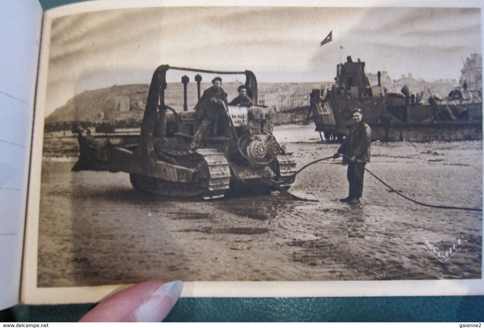 "Port Winston" Arromanches Les Bains (10 Cartes Détachables) - Guerre 1939-45