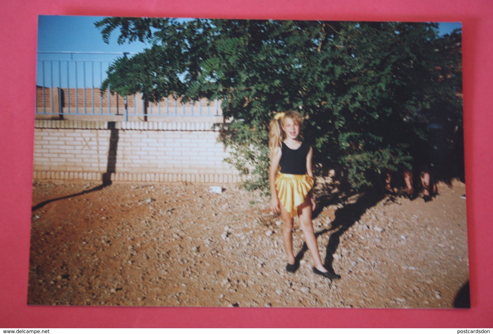 Young Girl In A Dancing Costume - Fille -  Old Vintage Original Real Photo 1980s - Personnes Anonymes