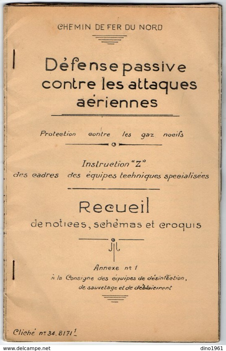 VP15.707 - MILITARIA - Recueil - Défense Passive Contre Les Attaques Aériennes - Appareil Respiratoire / Masque à Gaz .. - Documents