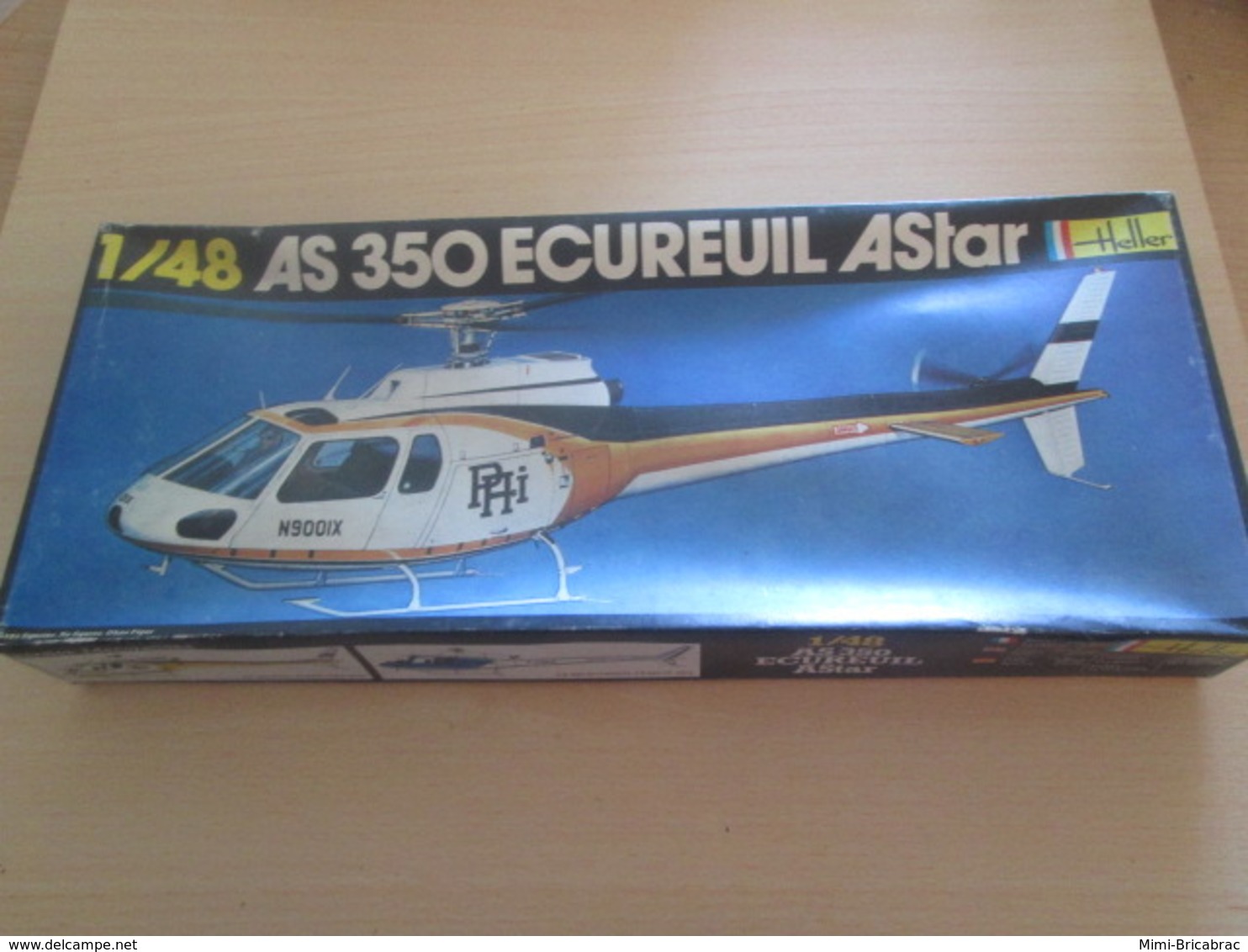 Maquette Plastique HELLER "boite Noire" Annés 70/80 AS 350 ECUREUIL ASTAR 1/48e Complète Non Commencée - Avions