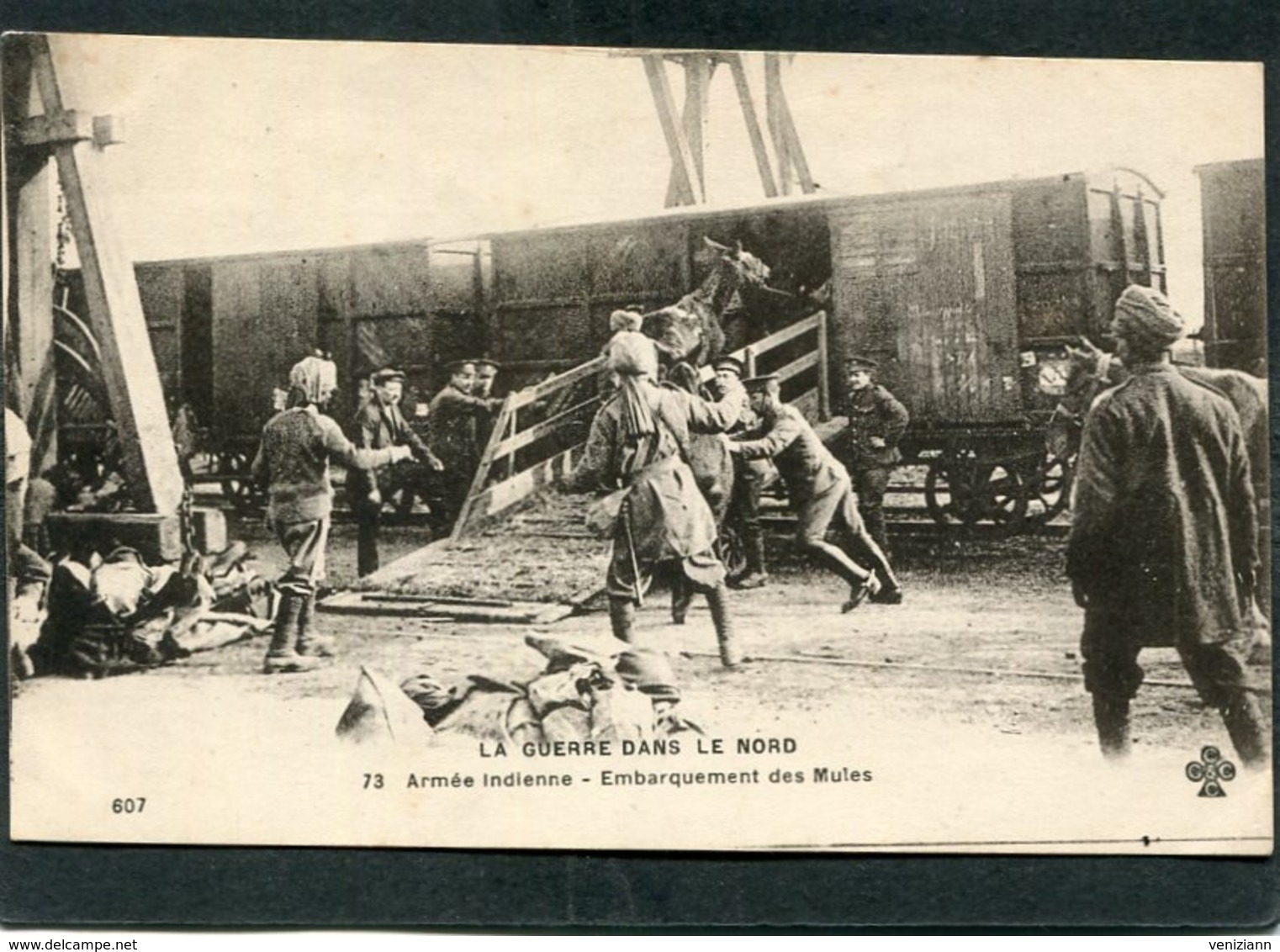 CPA - LA GUERRE DANS LE NORD - Armée Indienne - Embarquement Des Mules, Animé - Guerre 1914-18