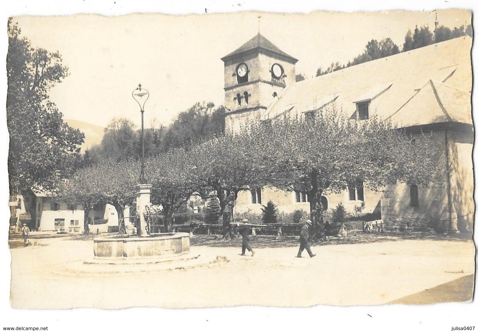 SAMOENS (74) Carte Photo Place église Fontaine Petite Animation - Samoëns