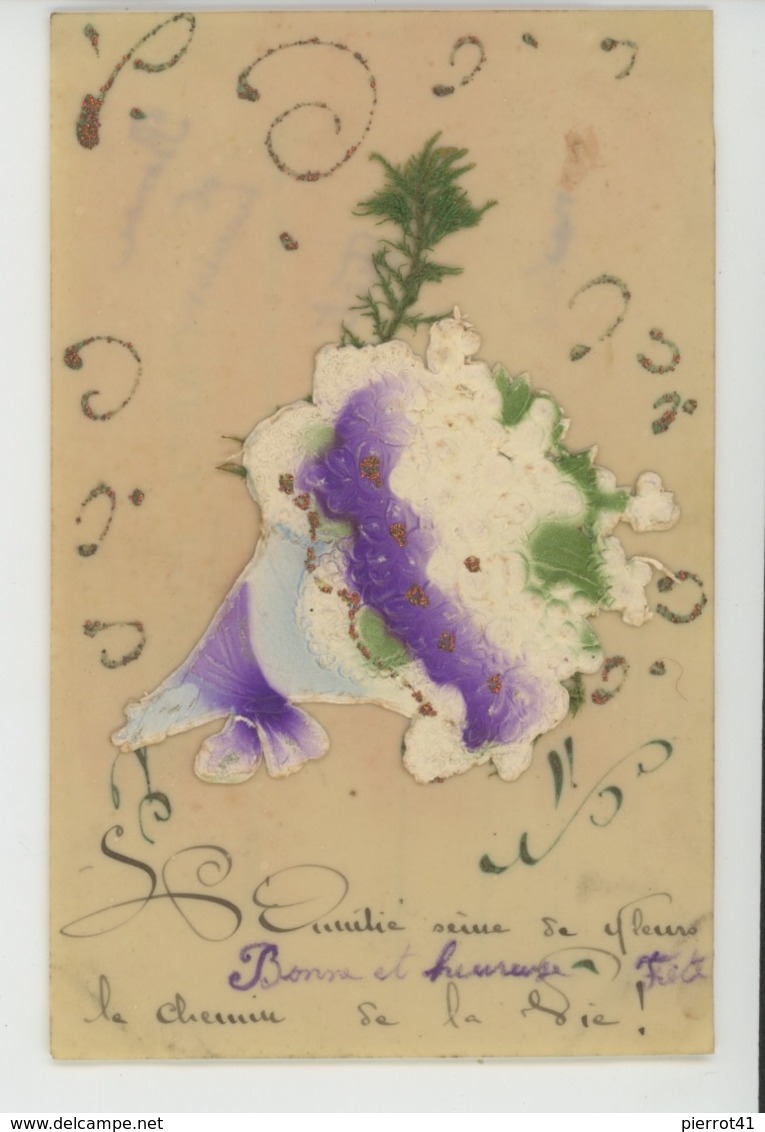 FLEURS - Jolie Carte Fantaisie CELLULOID Paillettes Violettes & Muguet "L"Amitié Sème De Fleurs Le Chemin De La Vie " - Fleurs