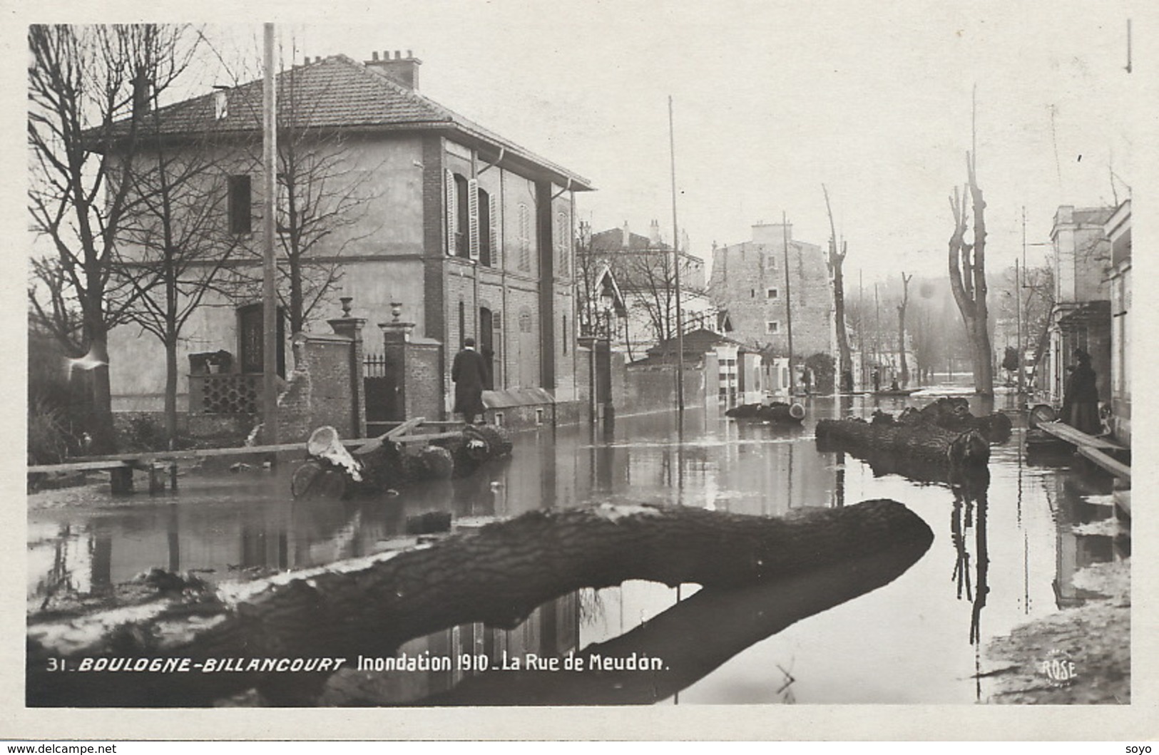 Boulogne Billancourt Inondation 1910 Rue De Meudon.  Arbres Flottant Dans Les Rues . Bois - Floods