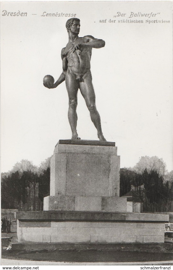 Repro Foto Dresden Altstadt Lennestraße Lingnerplatz Der Ballwerfer Skulptur Denkmal Städtische Sportwiese Georgenallee - Sonstige & Ohne Zuordnung