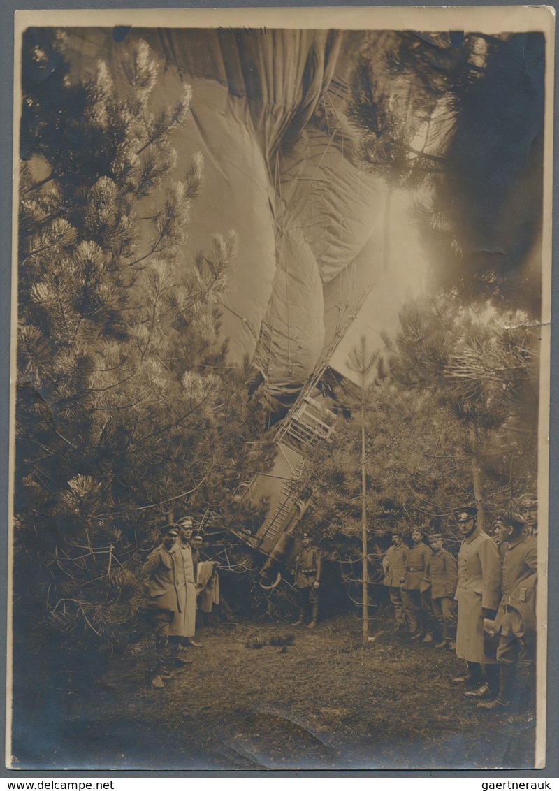 Thematik: Zeppelin / Zeppelin: 1915. Very Rare Series Of Four Original, Period Photographs Of The Fr - Zeppelins