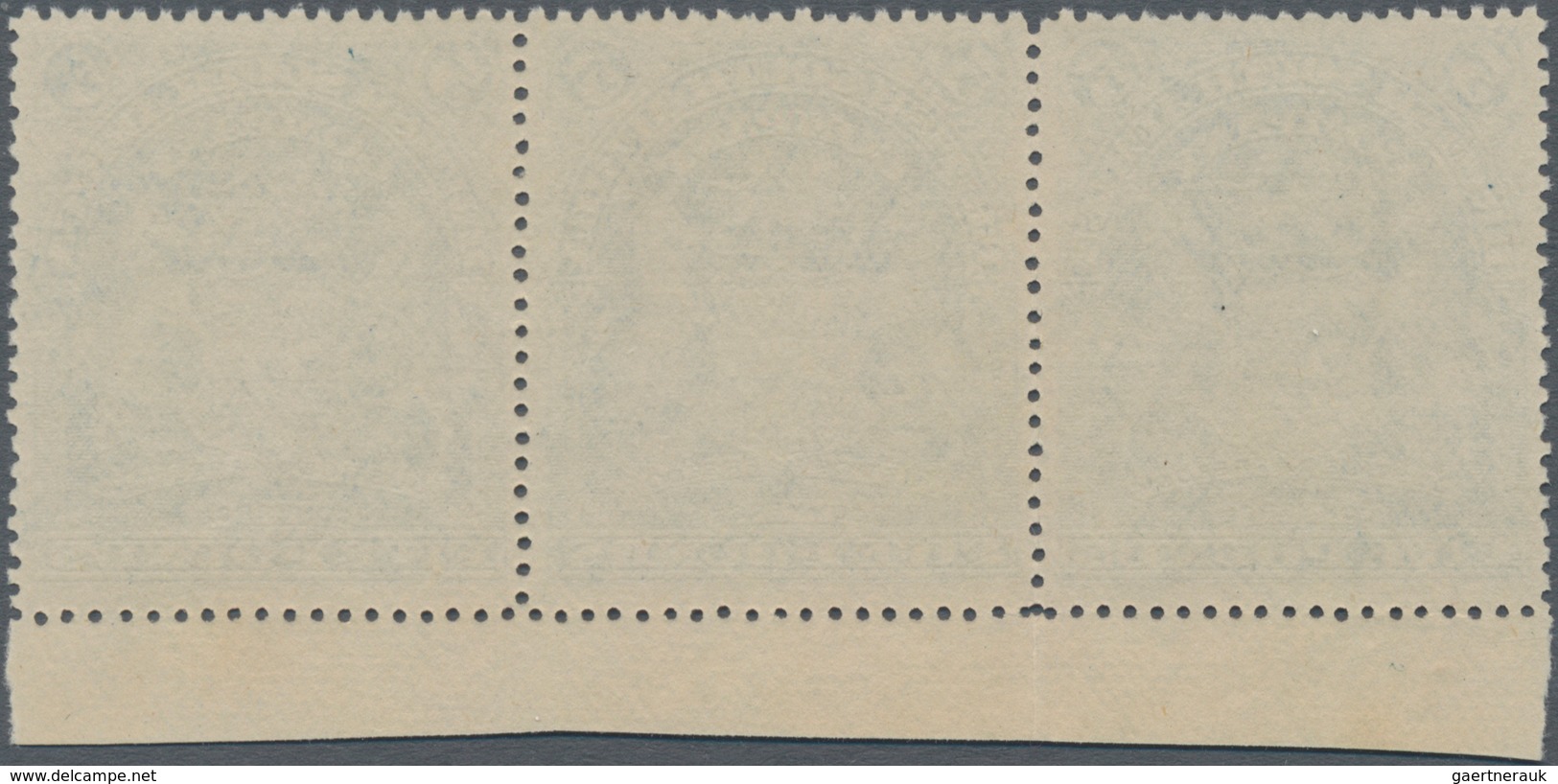Britische Südafrika-Gesellschaft: 1901, £5 Deep Blue, Bottom Marginal Horizontal Strip Of Three, Unu - Ohne Zuordnung