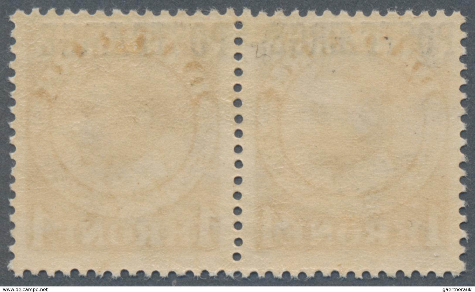 Dänemark - Postfähremarken: 1919 1k. Yellow-brown Horizontal Pair, Left-hand Stamp With Overprint Er - Andere & Zonder Classificatie