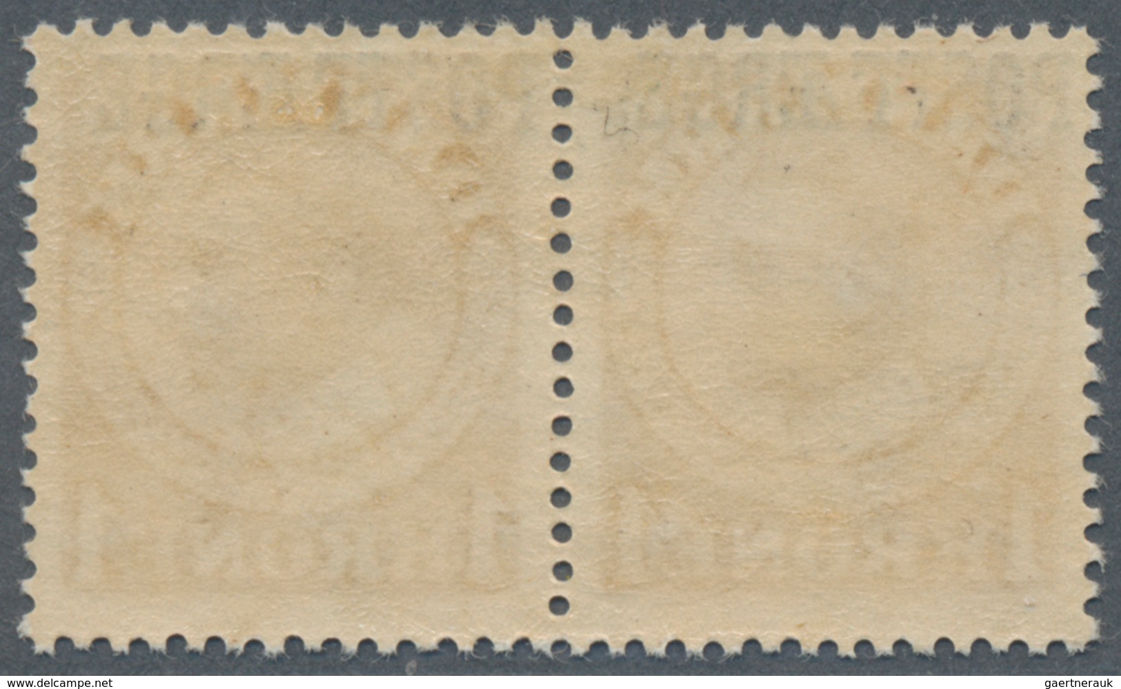 Dänemark - Postfähremarken: 1919 1k. Yellow-brown Horizontal Pair, Left-hand Stamp With Overprint Er - Other & Unclassified