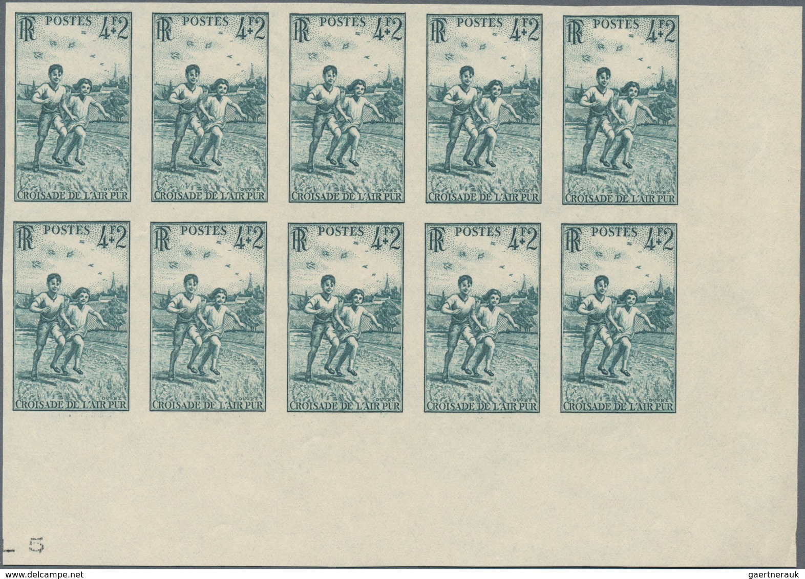 Frankreich: 1945, Evacuation Of Children 4+2fr. Green IMPERFORATE Block Of Ten From Lower Right Corn - Sonstige & Ohne Zuordnung