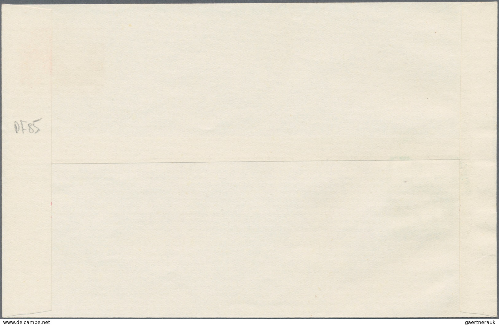 China - Volksrepublik - Ganzsachen: 1970/73, "paper Cut" Envelopes 10 F. Carmine: Used As Postal Ser - Cartes Postales