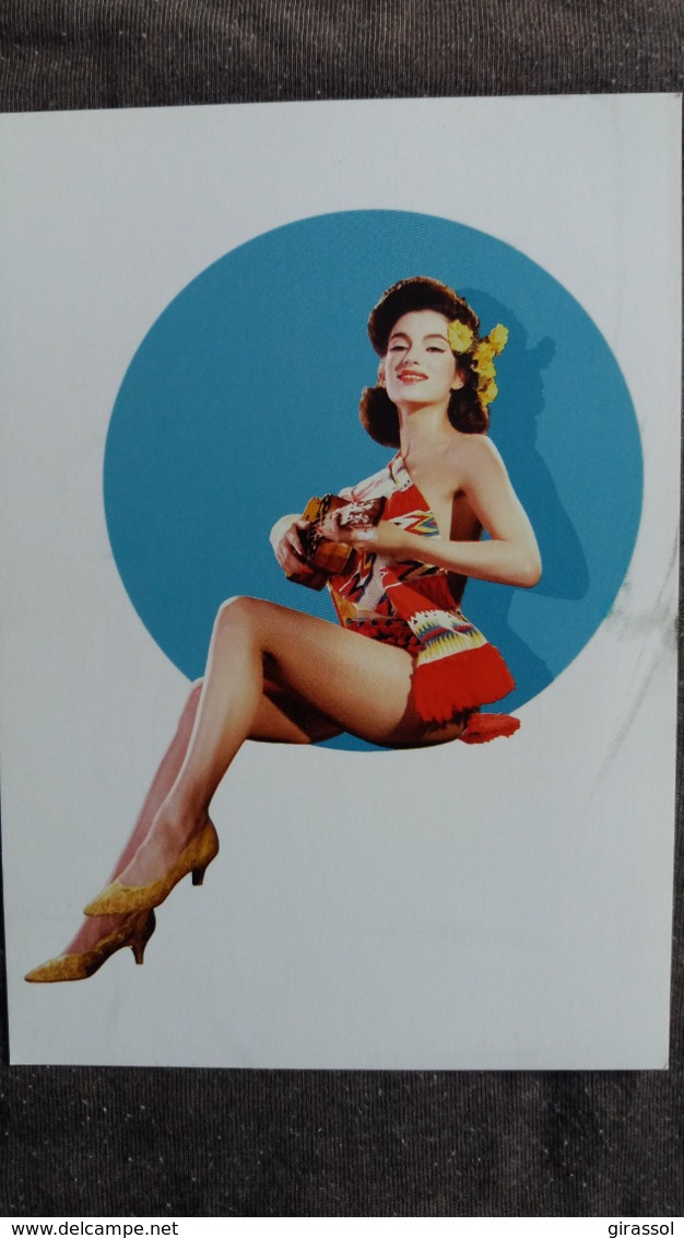 CPM PIN UP GUITARE  JEUNE FEMME TENUE SEXY ECHARPE  ILIOM CANAL PLUS ED DU DESASTRE 2003 - Pin-Ups