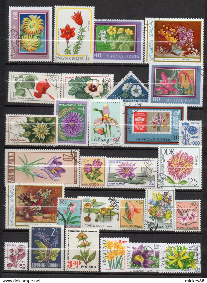 Thème Végétaux -- Lot De 65 Timbres " Fleurs ".......à Saisir - Autres & Non Classés