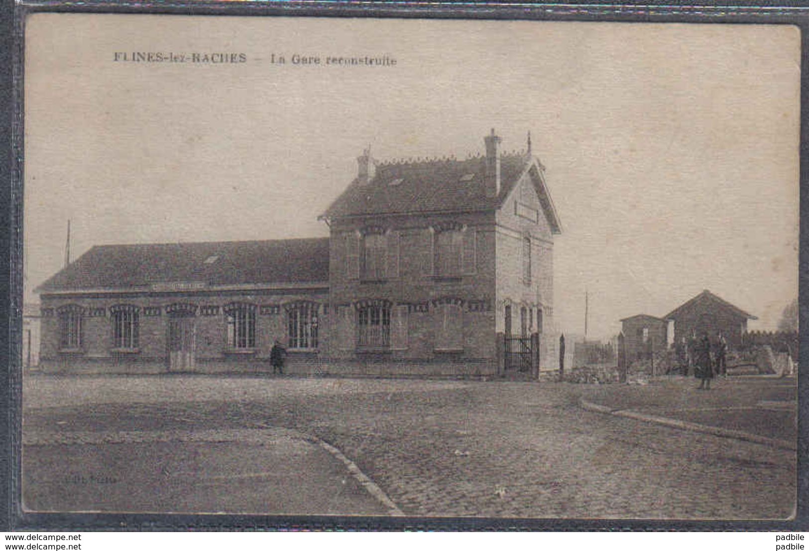 Carte Postale 59. Fines-lez-Raches  La Gare Reconstruite   Trés Beau Plan - Altri & Non Classificati