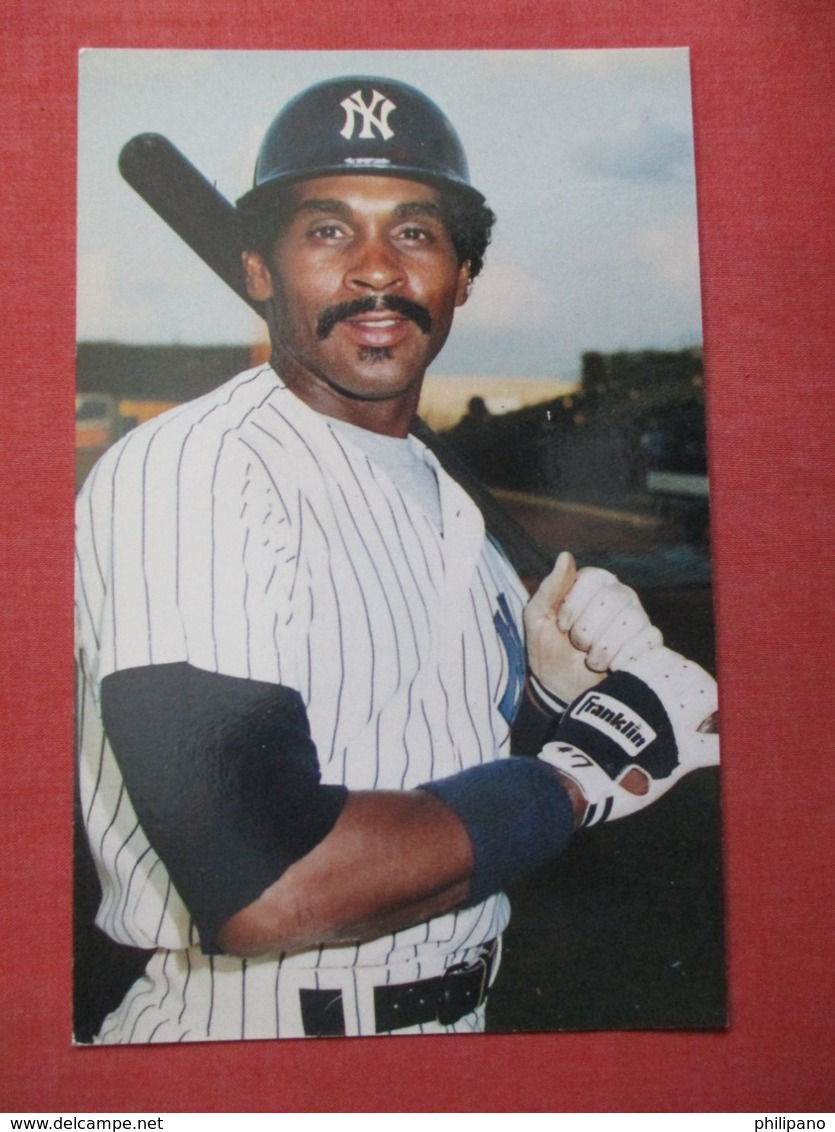 Baseball> New York Yankees -------- Mike Easler   Circa 1986    Ref 3622 - Baseball