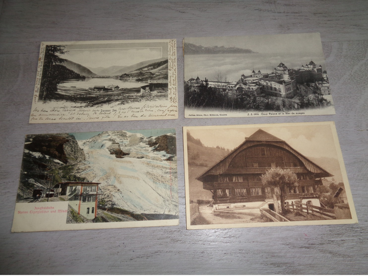 Beau lot de 60 cartes postales de Suisse    Mooi lot van 60 postkaarten van Zwitserland  Switserland  Svizzera  Sweiz