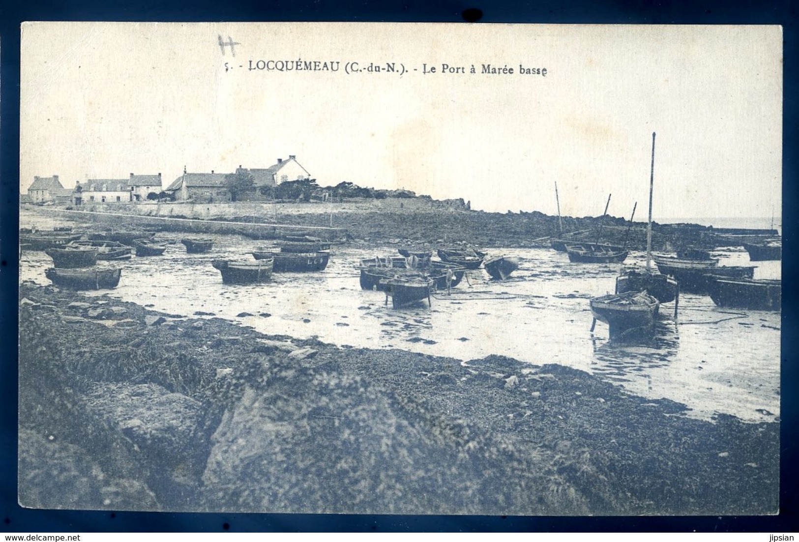 Cpa Du 22  Locquémeau Le Port à Marée Basse  Environs Lannion   LZ60 - Lannion