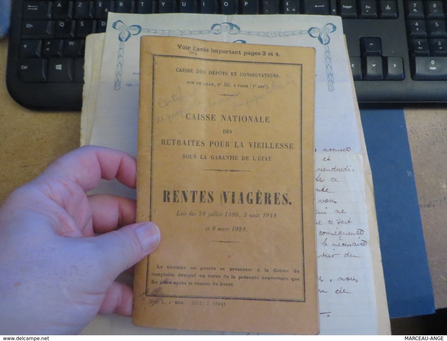 LOT DE VIEUX PAPIERS DIVERS VRAIMENT A VOIR ET A ETUDIER SUPER,lire description