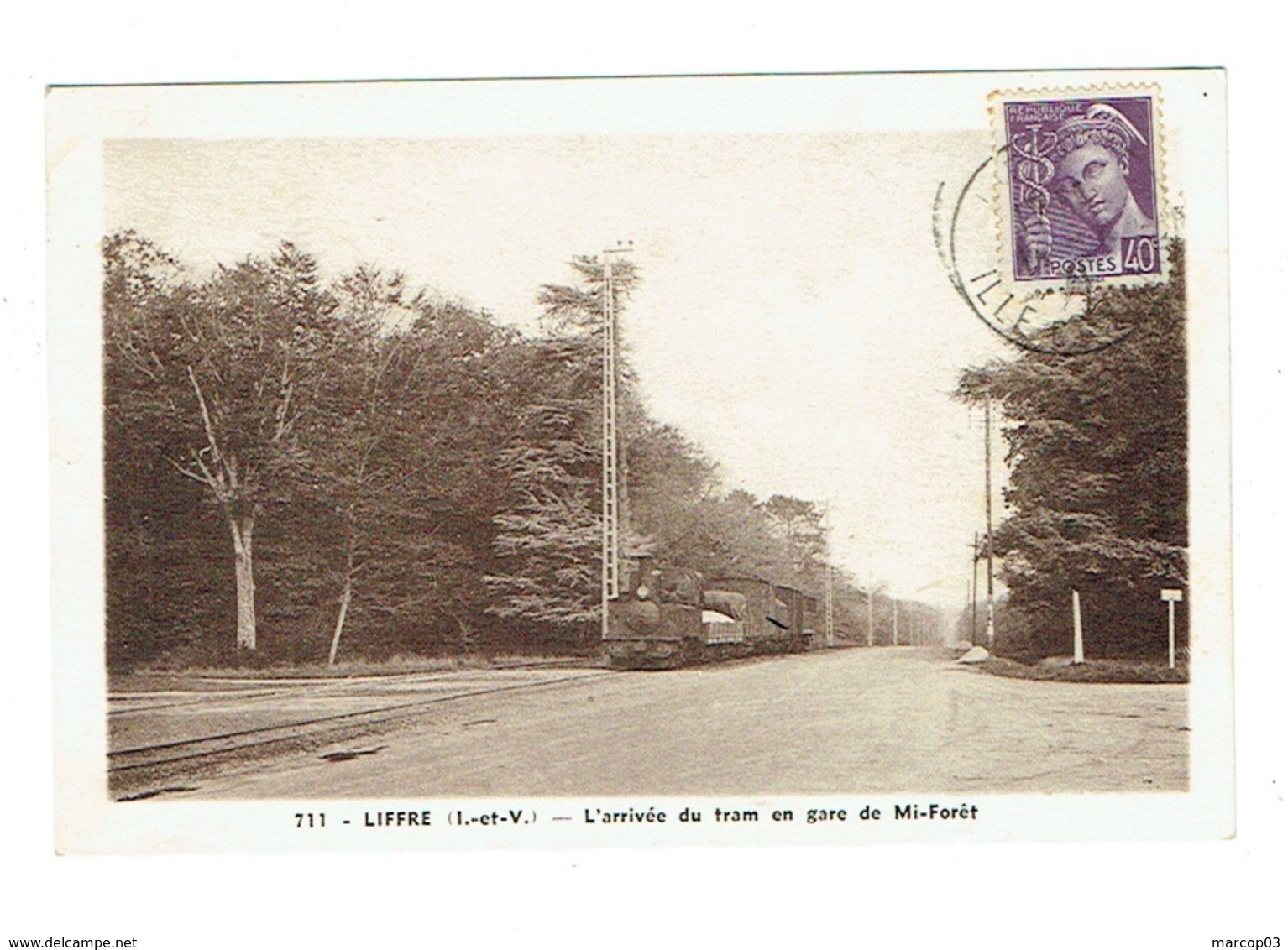 35 ILLE ET VILAINE LIFFRE L'arrivée Du Tram En Gare De Mi-Forêt - Otros & Sin Clasificación