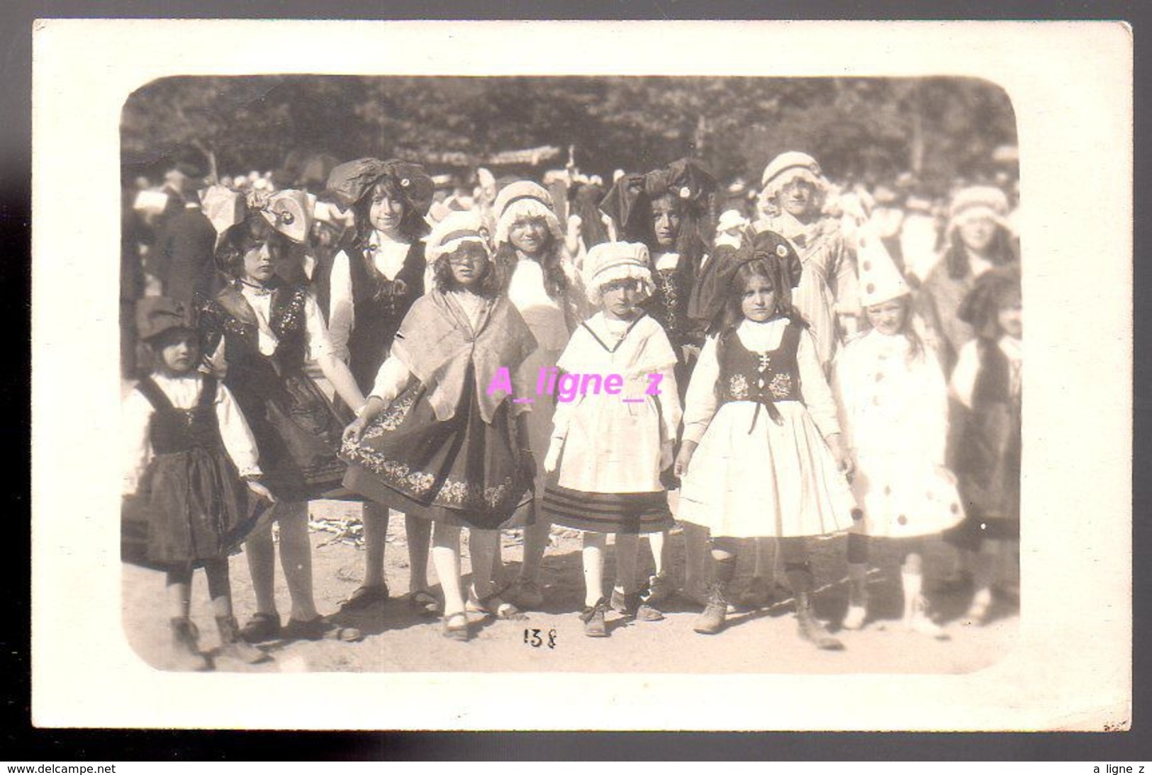 REF 407 : CPA Carte Photo Groupe D'enfant En Costume Folklorique Clown Alsace - Autres & Non Classés