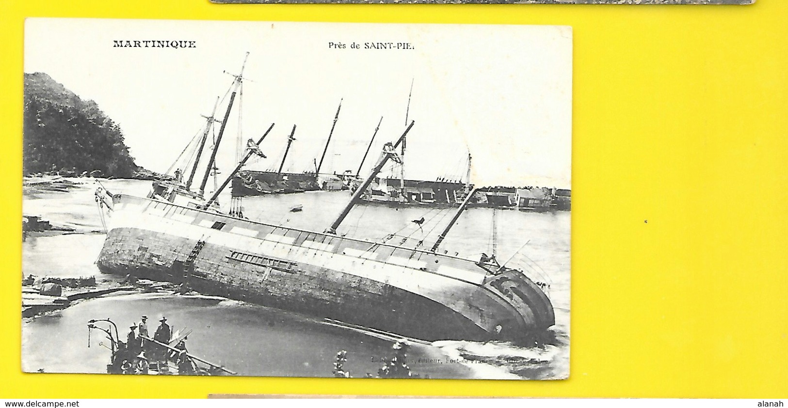 Bateau échoué Près De St Pierre (Leboullanger) Martinique - Sonstige & Ohne Zuordnung