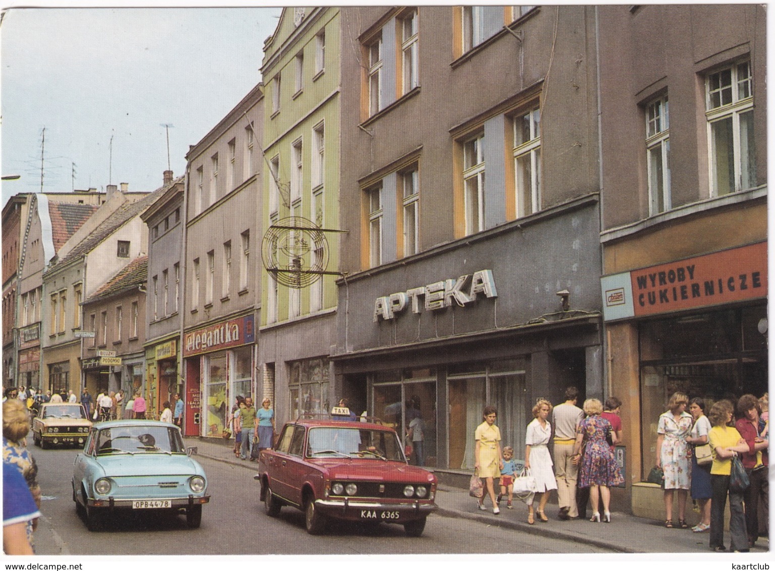 Rybnik: SKODA 100, 2x FSO 125P - 'Apteka', Ulica Jana Sobieskiego -  (Poland) - Passenger Cars