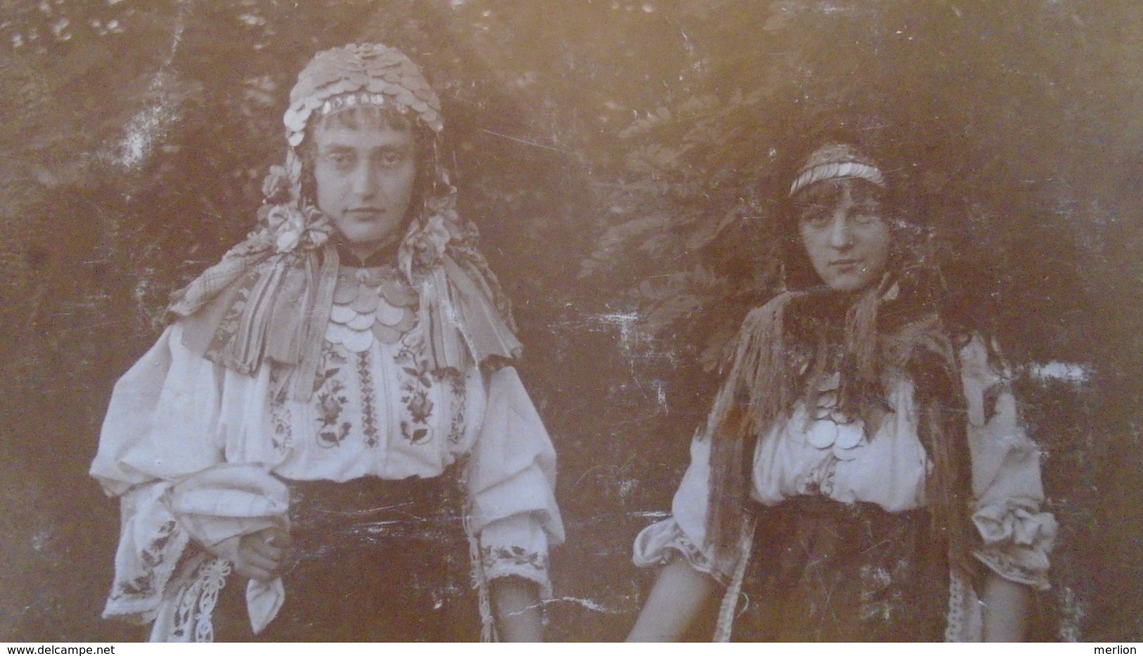D168003   Temesvár Temesvári Oláh Népviselet - Romanian? Traditional Costumes -  Real Photo Ca 1910 - Costumi