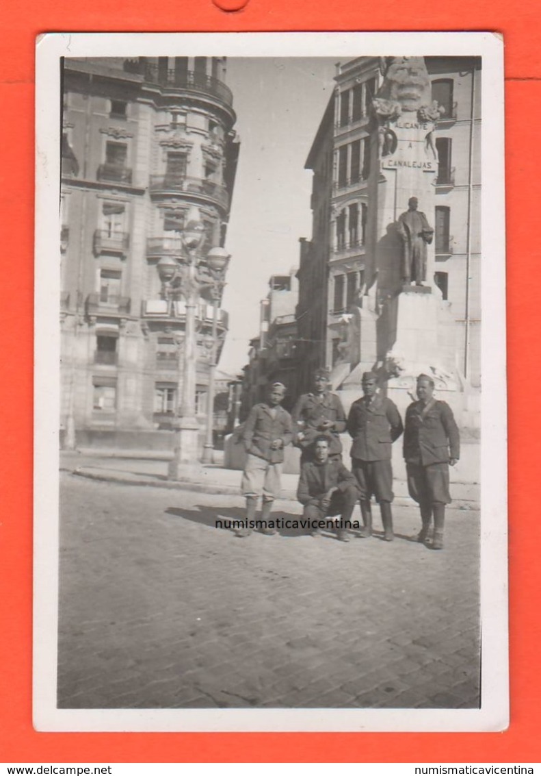 Alicante Spagna Guerra Civile Spagnola Volontari Italiani A Plaza Canalejas 1939 Italian Soldiers Uniform - Orte