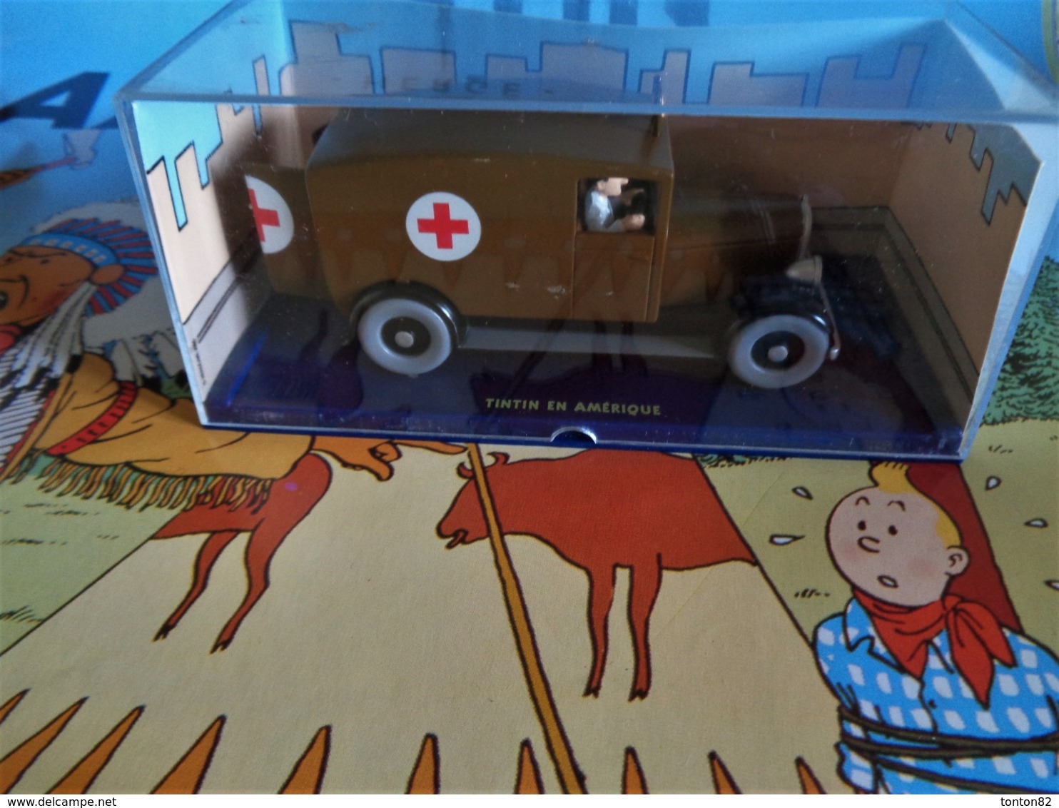 Les Autos De TINTIN - L' Ambulance - De Tintin En Amérique . - Tintin