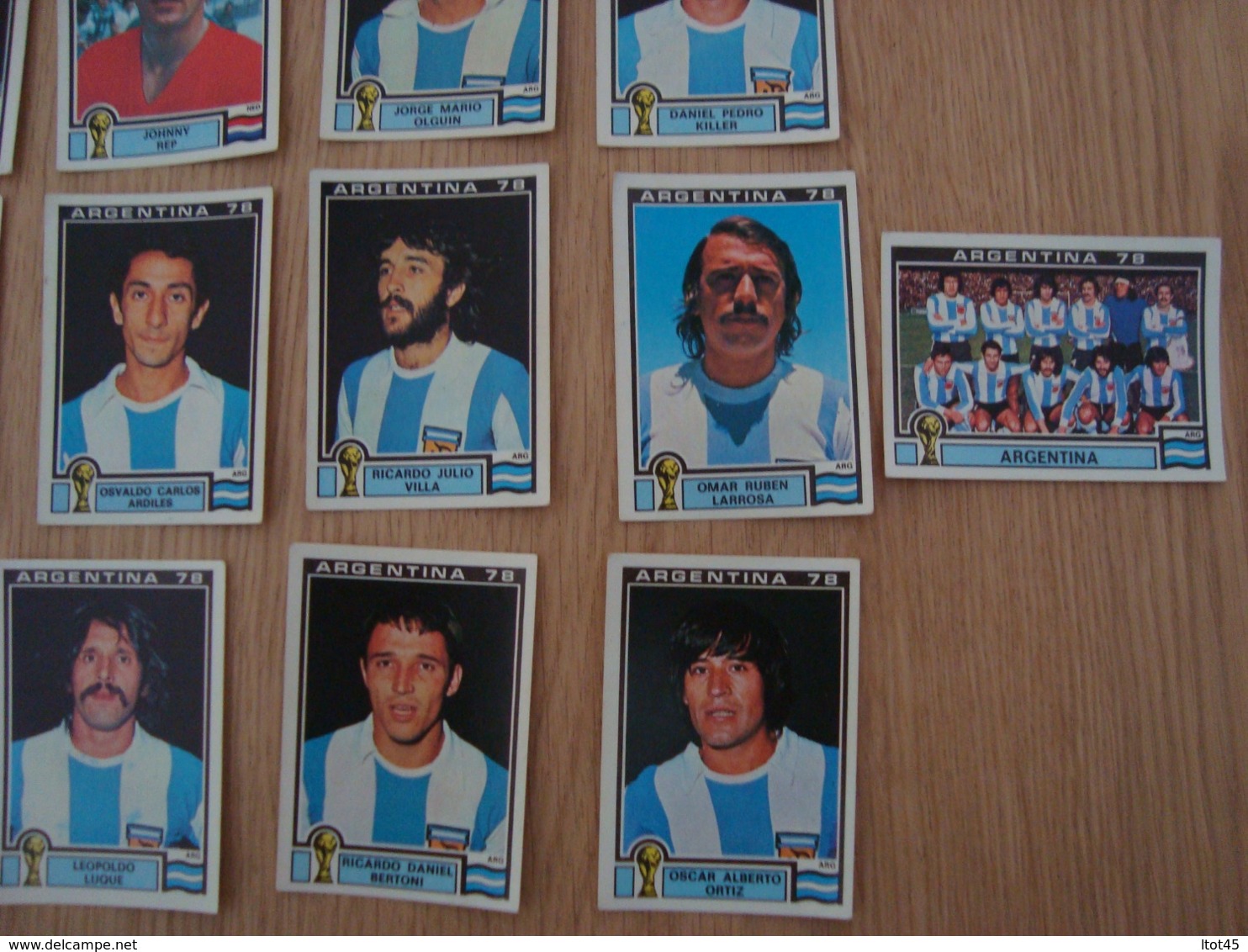 LOT DE 13 IMAGES FOOTBALL ARGENTINA 78 WORLD CUP - French Edition