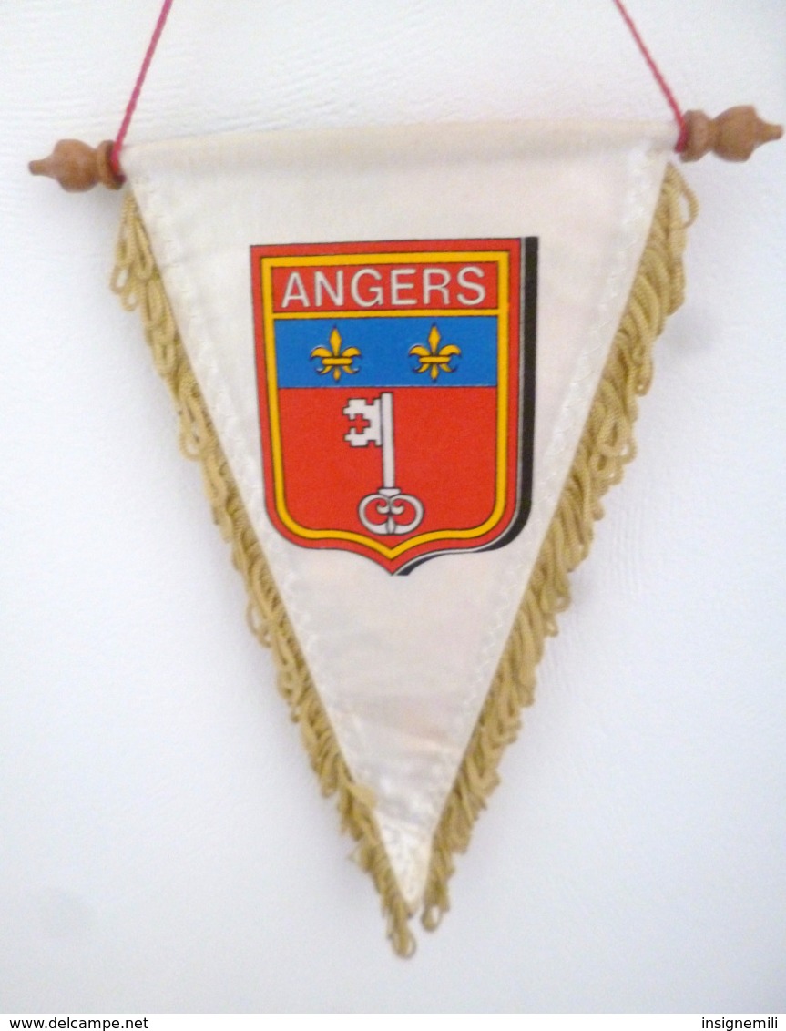 FANION 6° RG REGIMENT DU GENIE ANGERS - Banderas
