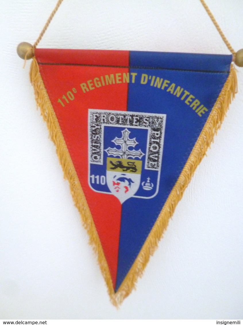 FANION 110° RI REGIMENT D' INFANTERIE - Flags