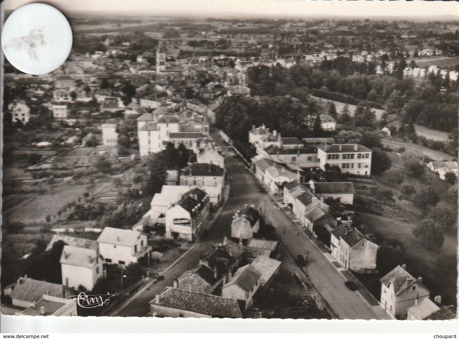 24 - Très Belle Carte Postale Semi Moderne Dentelée De  THIVIERS   Vue Aérienne - Thiviers