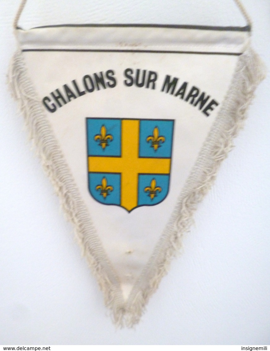 FANION 10° RCS REGIMENT DE COMMANDEMENT ET DE SOUTIEN CHALONS SUR MARNE - Flags