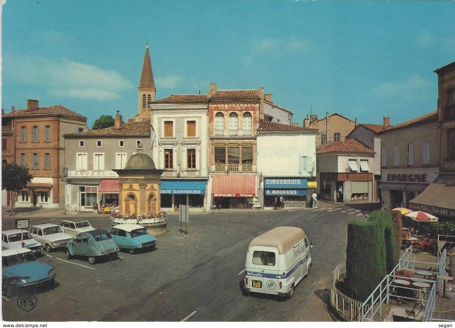 SAMATAN    LA PLACE  DE LA FONTAINE VOITURES   ESTAFETTE RENAULT  DS CITROEN  2CV - Autres & Non Classés