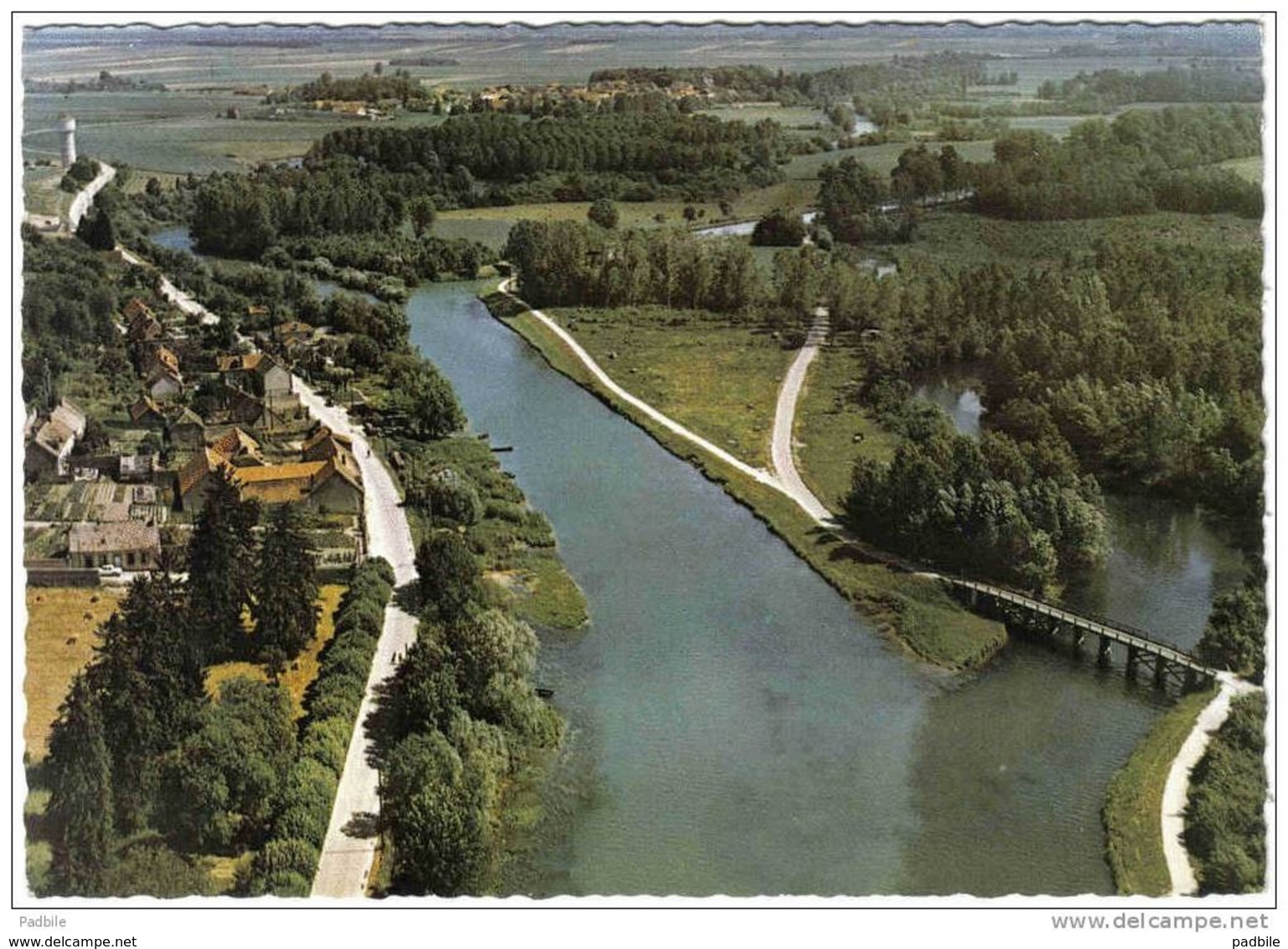 Carte Postale  25.  Vernierfontaine  Village Vue D'avion  Trés Beau Plan - Autres & Non Classés