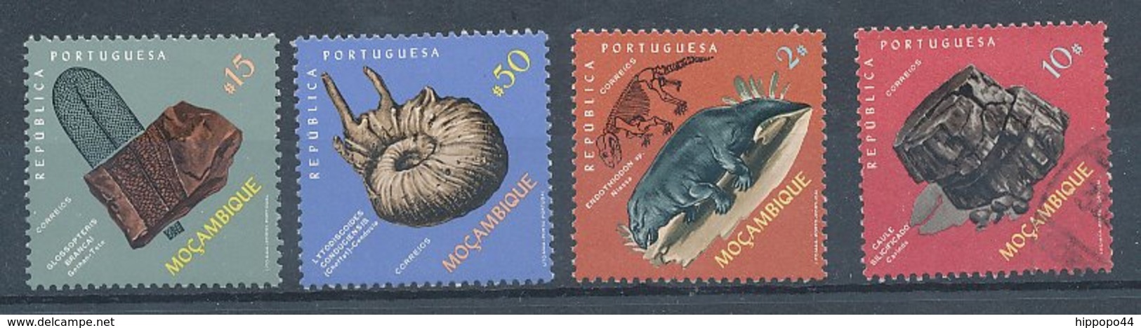 1971, Mozambique, Y&T N°553-554-557 Et 561- Fossiles, Fossils. - Fossiles