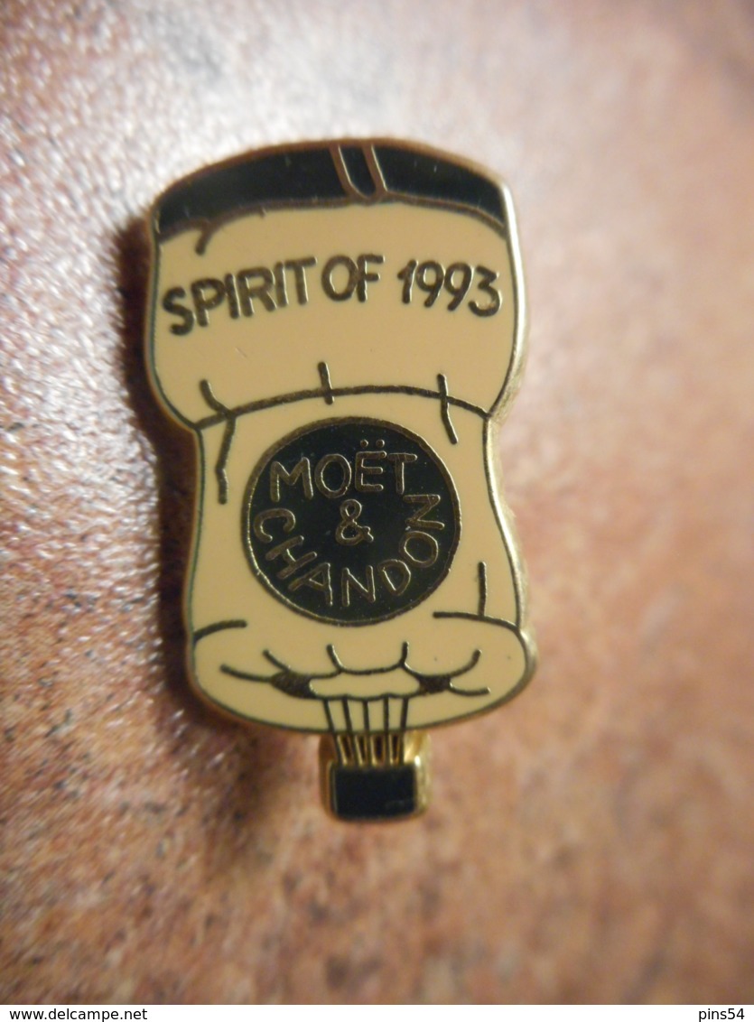 A041 -- Pin's Alcool Moet Et Chandon Spirit Of 1993 - Dranken