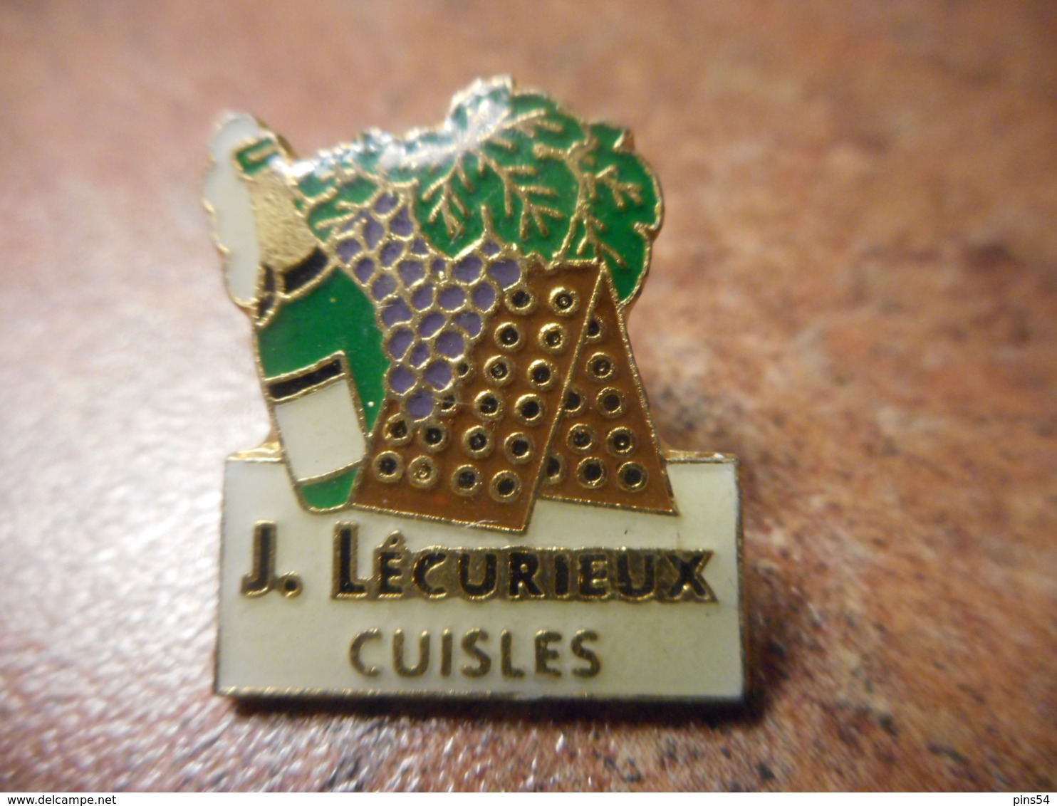 A041 -- Pin's Alcool J. Lecurieux Cuisles - Boissons