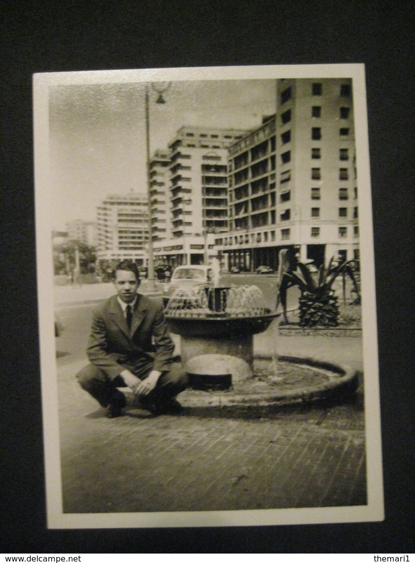 GENOVA FOCE UOMO CON FIAT 500 AUTO EPOCA VINTAGE CAR VOITURE - Luoghi