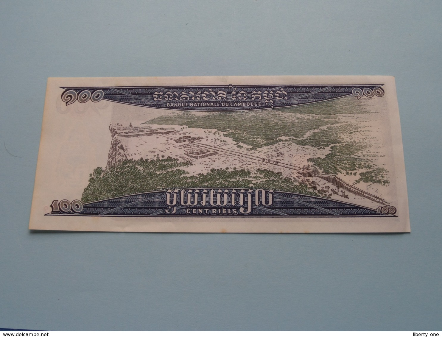 Cent RIELS ( 706839 ) Banque Nationale Du Cambodge ( Voir Photo Pour Détail Svp / For Grade, Please See Photo ) ! - Cambodia