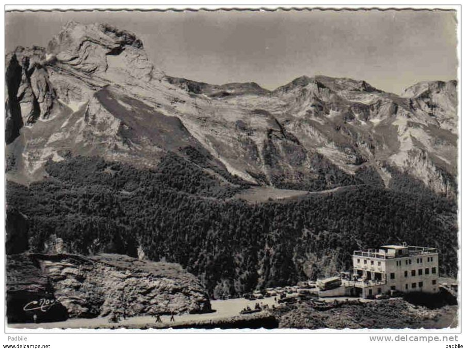 Carte Postale 64.  Gourette Et L'Hotel Des Crêtes-Elanches Le Massif Du Ger Trés Beau Plan - Other & Unclassified