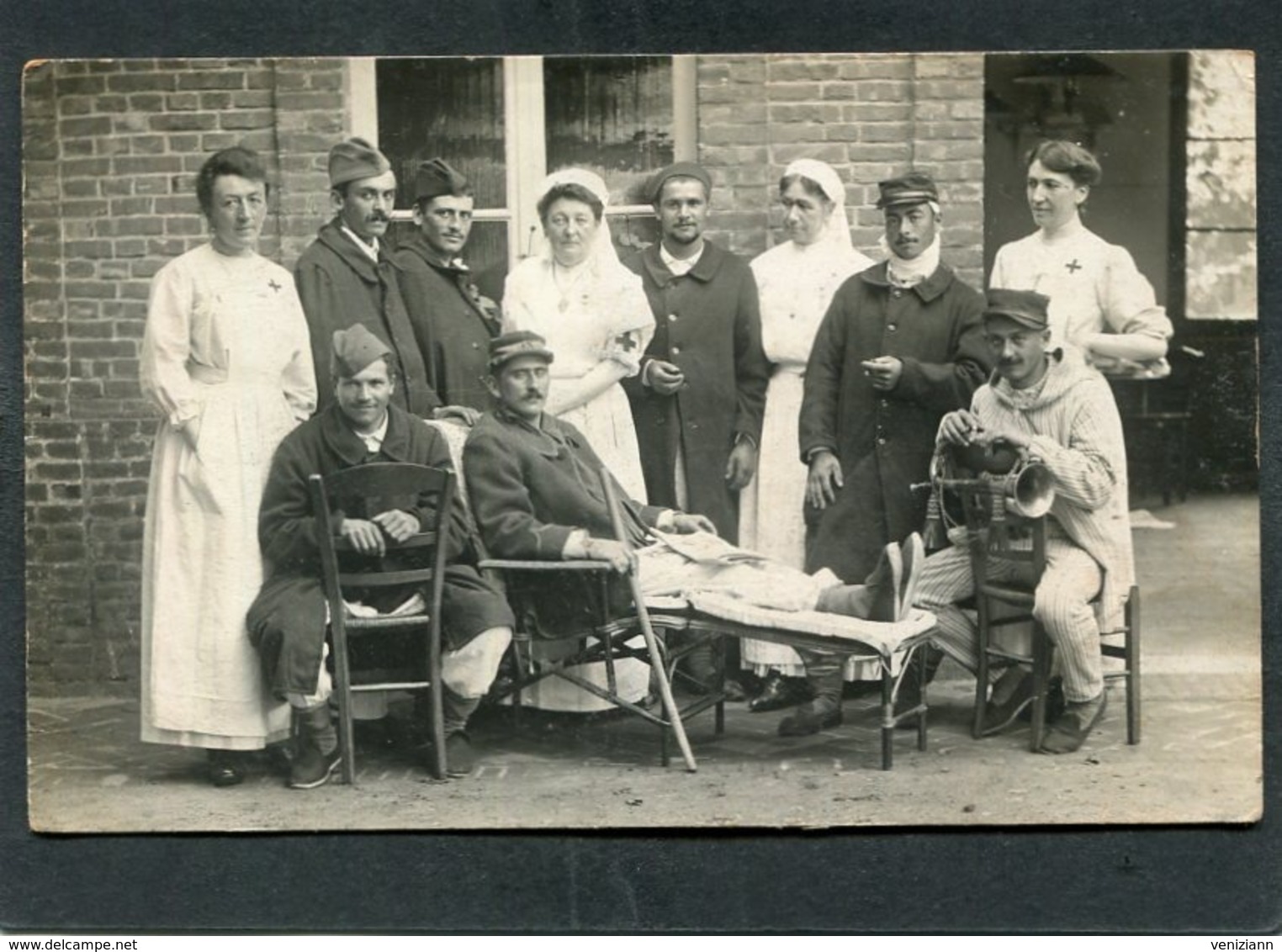 Carte Photo - Militaires - Blessés Et Infirmières - Guerre 1914-18