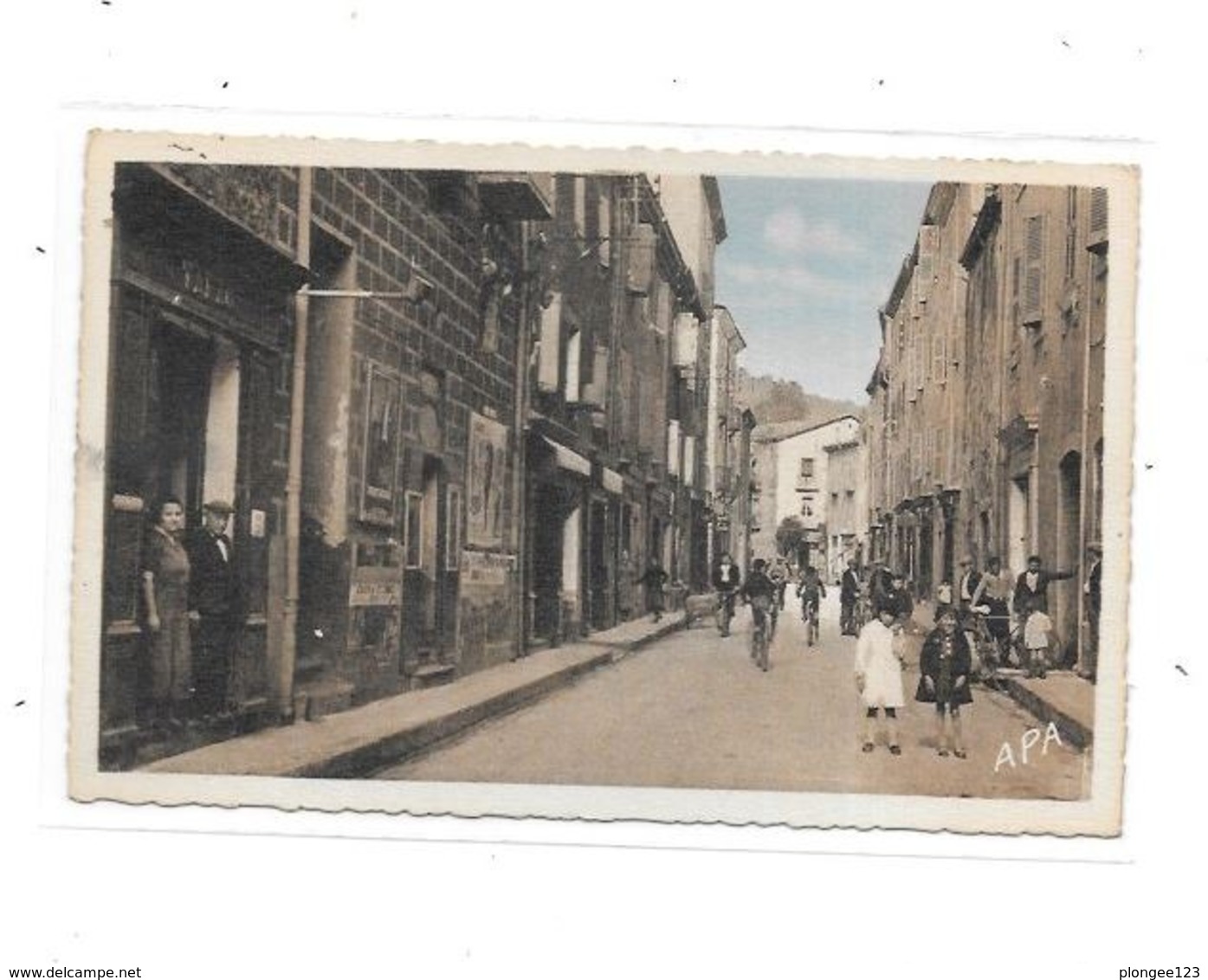 30 - BESSEGES ; Rue Gambetta - Bessèges