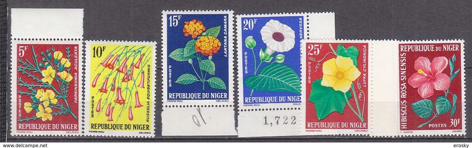 B0699 -  NIGER Yv N°135/140 ** FLEURS FLOWERS - Niger (1960-...)